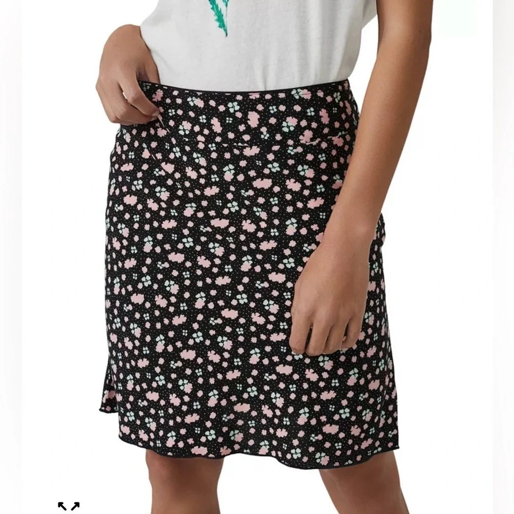 Free People Floral Mini‎ Slip Skirt NWT Black Motif Pink Ditsy Print Size 4